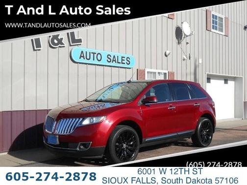 RED 2014 Lincoln MKX Base