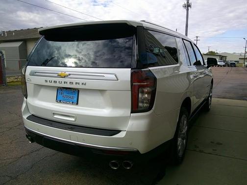 2021 Chevrolet Suburban High Country 6.2L 4X4