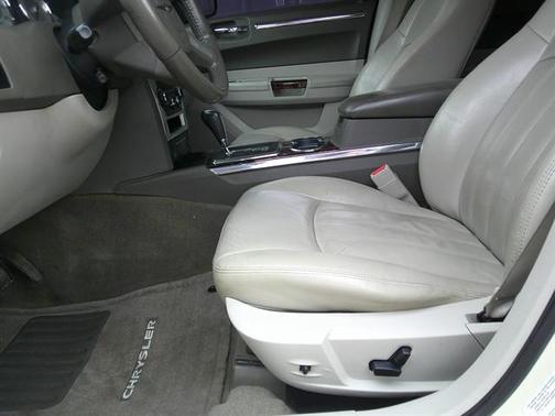 2009 Chrysler 300C Hemi