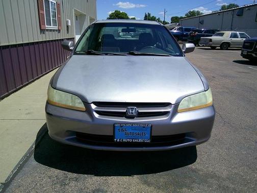 Signet Silver Metallic 2000 Honda Accord EX V6