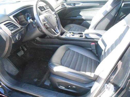 Shadow Black 2017 Ford Fusion SE