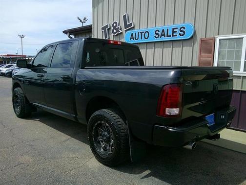 2017 RAM 1500 Sport