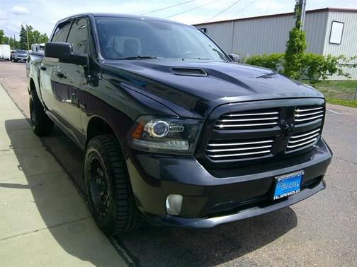 2017 RAM 1500 Sport