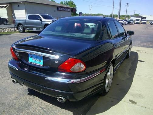 2006 Jaguar X-Type 3.0L AWD 4DR