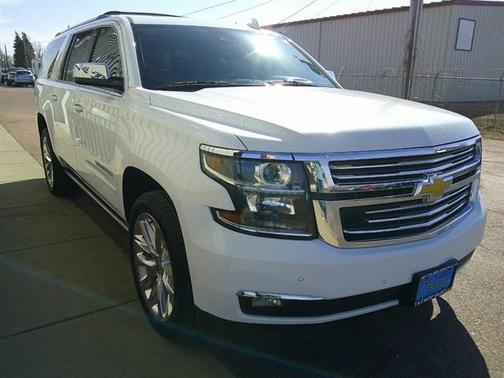 Iridescent Pearl Tricoat 2019 Chevrolet Suburban Premier