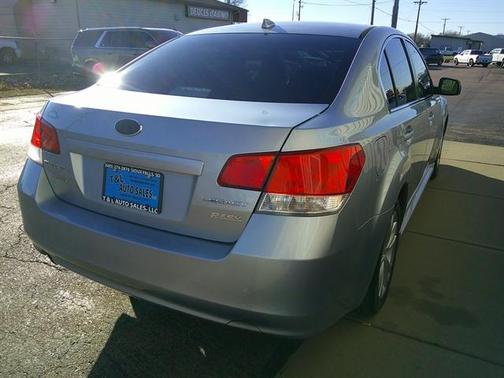 2014 Subaru Legacy Premium
