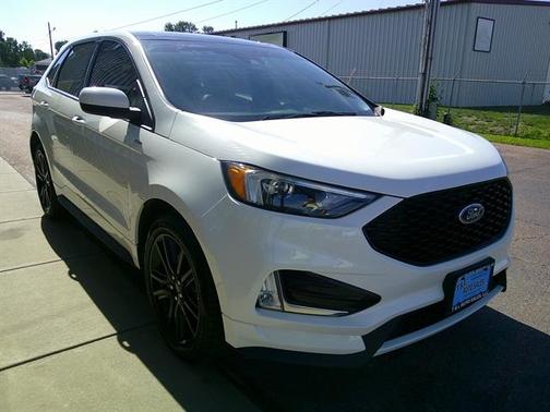 2022 Ford Edge ST Line