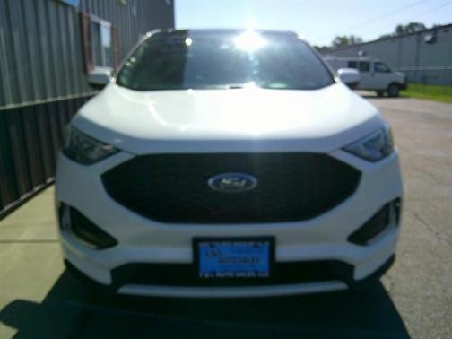 2022 Ford Edge ST Line
