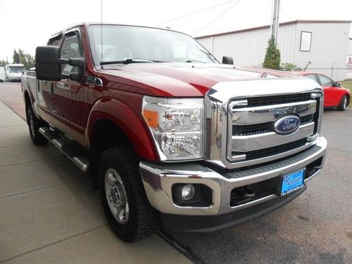 Ruby Red Metallic Tinted Clearcoat 2016 Ford F-350 XLT