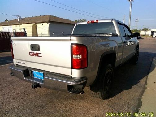 Quicksilver Metallic 2017 GMC Sierra 1500 Base