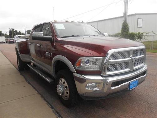 Delmonico Red Pearlcoat 2016 RAM 3500 Laramie 4X4 MEGA CAB DUALLY