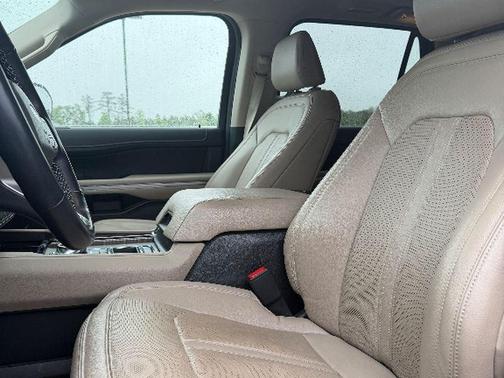 Dark Matter Metallic 2023 Ford Expedition Limited