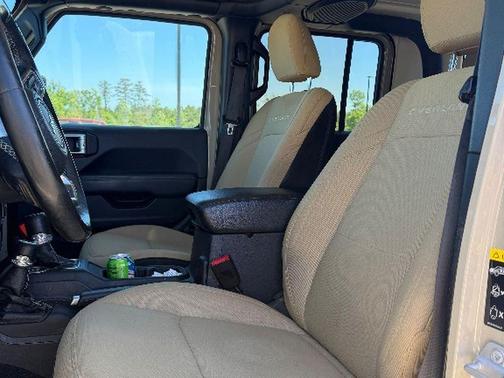 Gobi Clearcoat 2020 Jeep Gladiator Overland