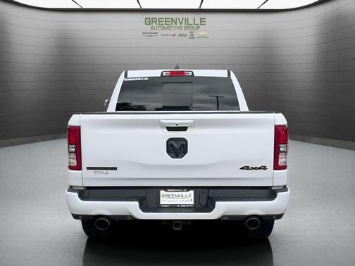 Bright White Clearcoat 2020 RAM 1500 Big Horn