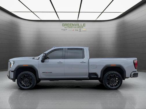 2024 GMC Sierra 2500 AT4