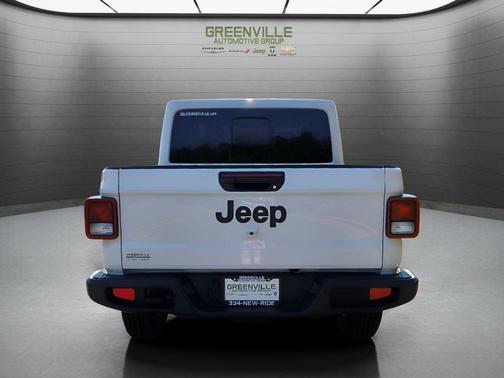 2025 Jeep Gladiator Sport