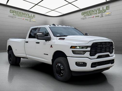 Bright White Clearcoat 2026 RAM 3500 Big Horn