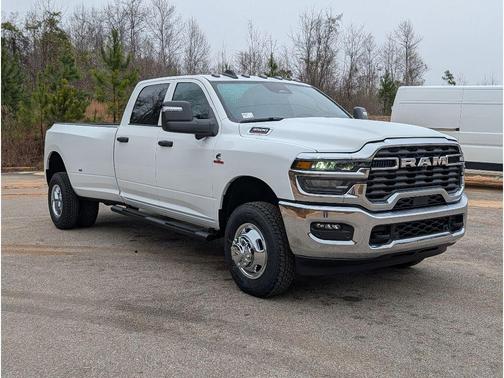 Bright White Clearcoat 2026 RAM 3500 Tradesman