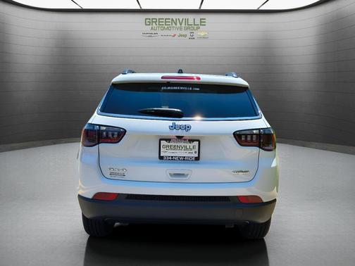 2025 Jeep Compass Latitude