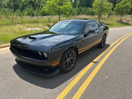 2023 Dodge Challenger R/T Plus