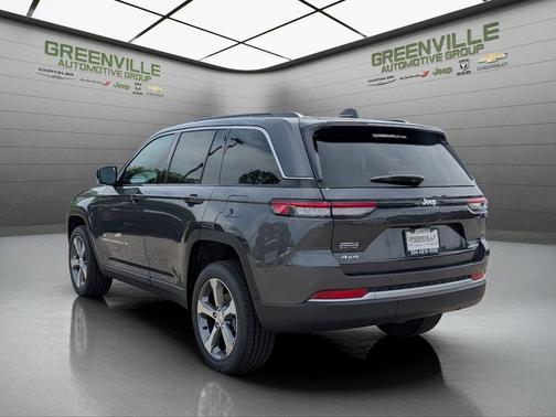 Metallic 2026 Jeep Grand Cherokee Limited