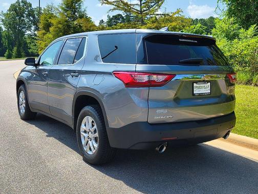 2021 Chevrolet Traverse LS