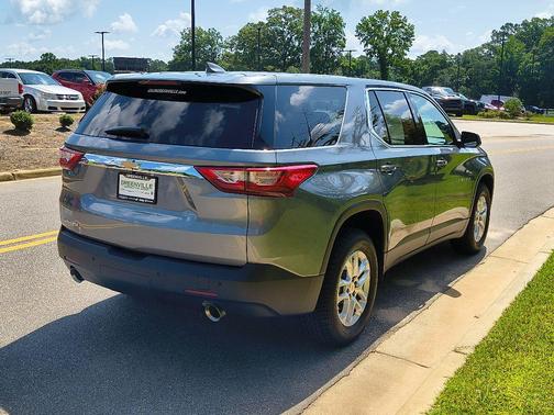 2021 Chevrolet Traverse LS