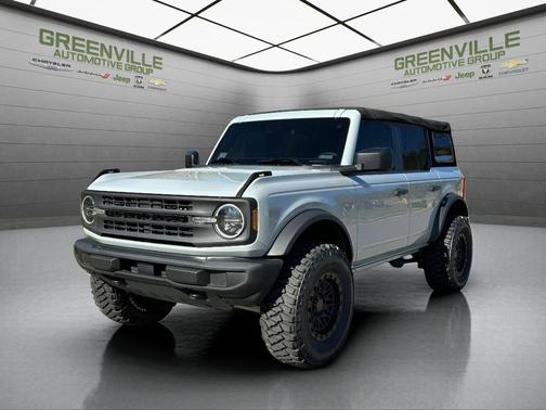 Cactus Green / Gray 2022 Ford Bronco CUSTOMIZED