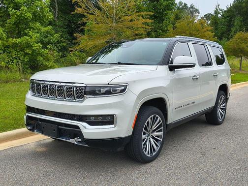 2022 Jeep Grand Wagoneer Series III