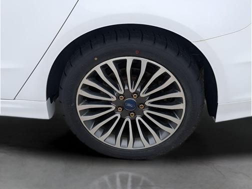 Oxford White 2018 Ford Fusion Titanium