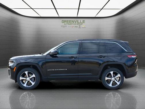 Diamond Black 2026 Jeep Grand Cherokee Limited