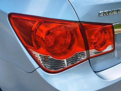 2011 Chevrolet Cruze LTZ