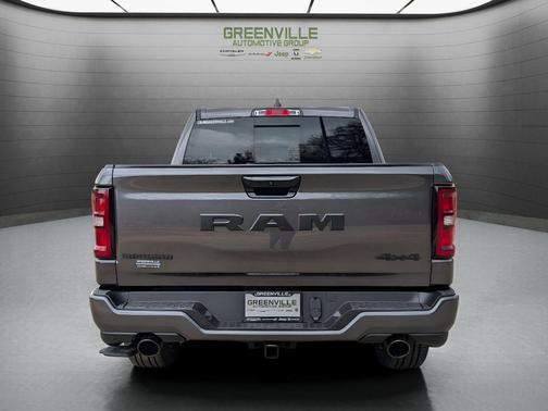 Granite Crystal Clearcoat Metallic 2026 RAM 1500 Big Horn/Lone Star