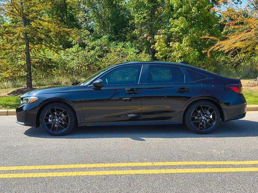 2025 Honda Civic Hybrid