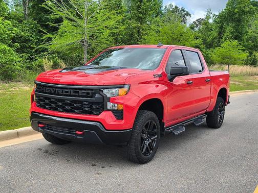 2023 Chevrolet Silverado 1500 Custom Trail Boss