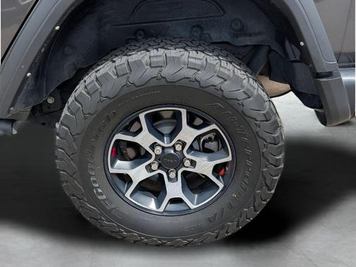 Granite Crystal Clearcoat Metallic 2022 Jeep Wrangler Unlimited Rubicon