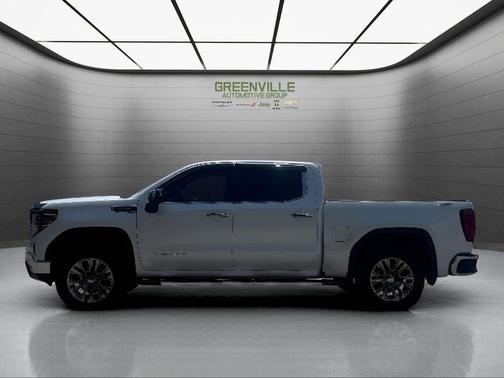 White Frost Tri-Coat 2024 GMC Sierra 1500 SLT