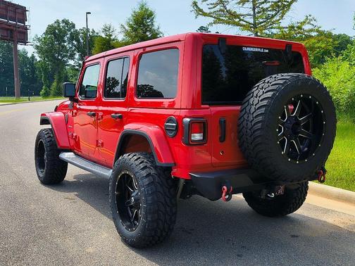 2019 Jeep Wrangler Unlimited Sahara