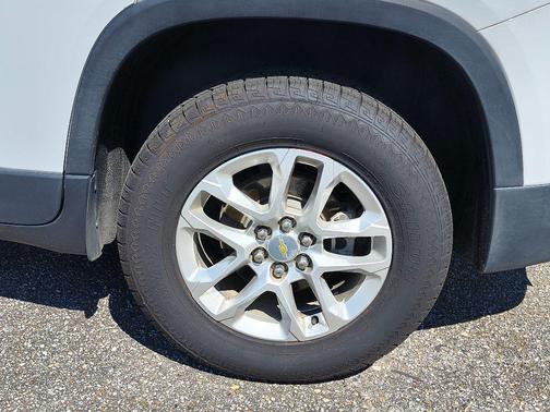 2020 Chevrolet Traverse LS Fleet