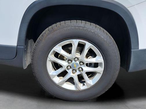 2020 Chevrolet Traverse LS Fleet