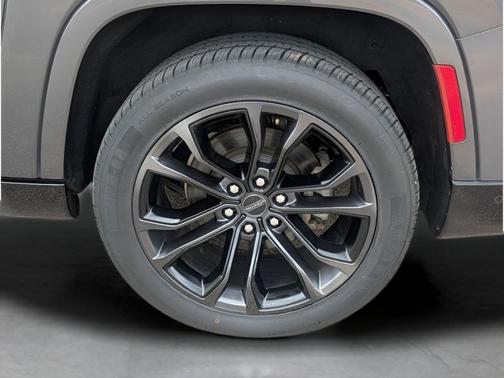 2024 Jeep Grand Wagoneer L Series II