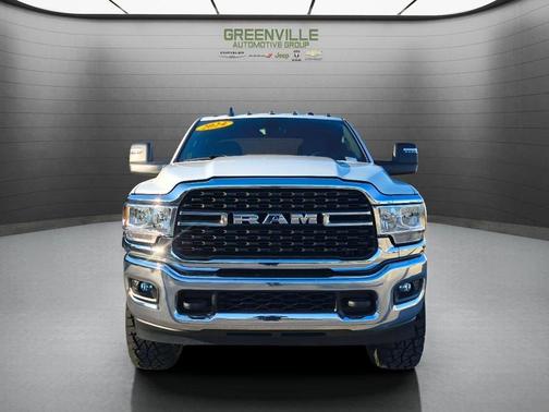 Bright White Clearcoat 2024 RAM 3500 Big Horn