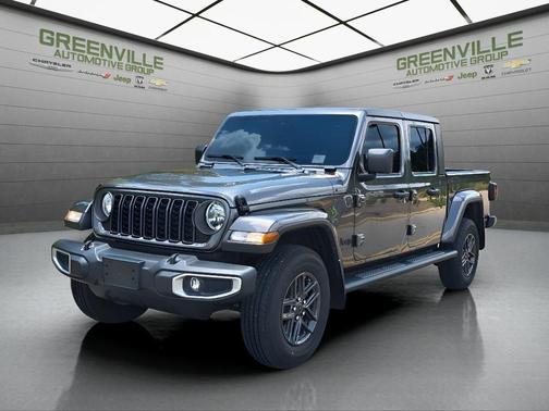 2024 Jeep Gladiator Sport