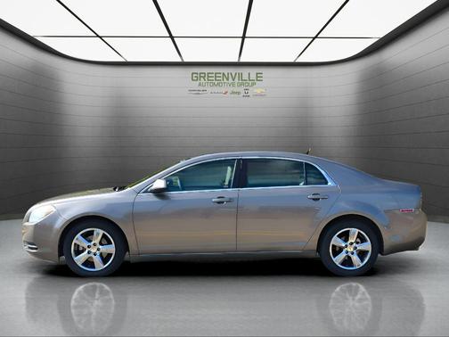 2010 Chevrolet Malibu 2LT