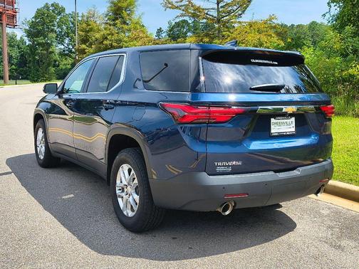 2022 Chevrolet Traverse LS