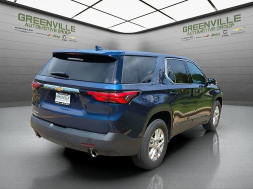 2022 Chevrolet Traverse LS