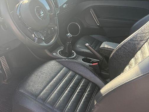 2013 Volkswagen Beetle 2.0T