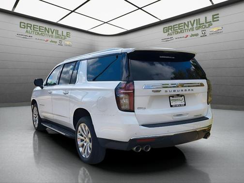 2023 Chevrolet Suburban Premier