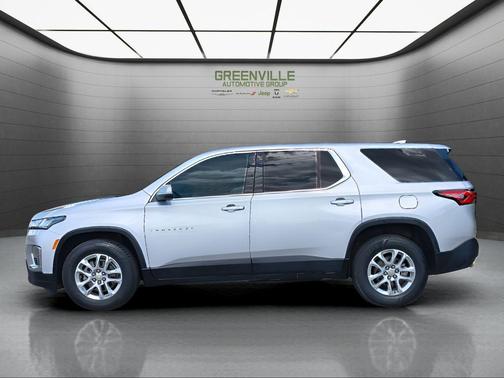 2022 Chevrolet Traverse LS