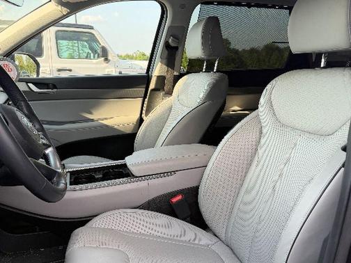 Abyss Black Pearl 2024 Hyundai PALISADE SEL